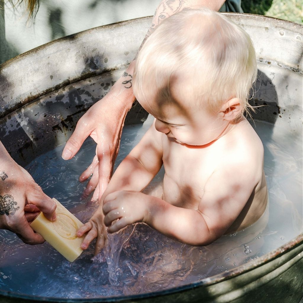 Comment expliquer Pourquoi le savon lave ? à votre enfant !, Article